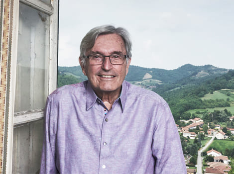 garydouglas-castle-window-470x350-april2020-87
